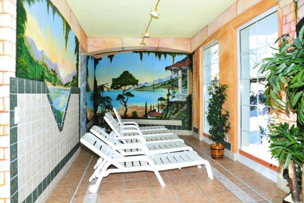 Apartment In Fuegen With A Shared Wellness Esterno foto
