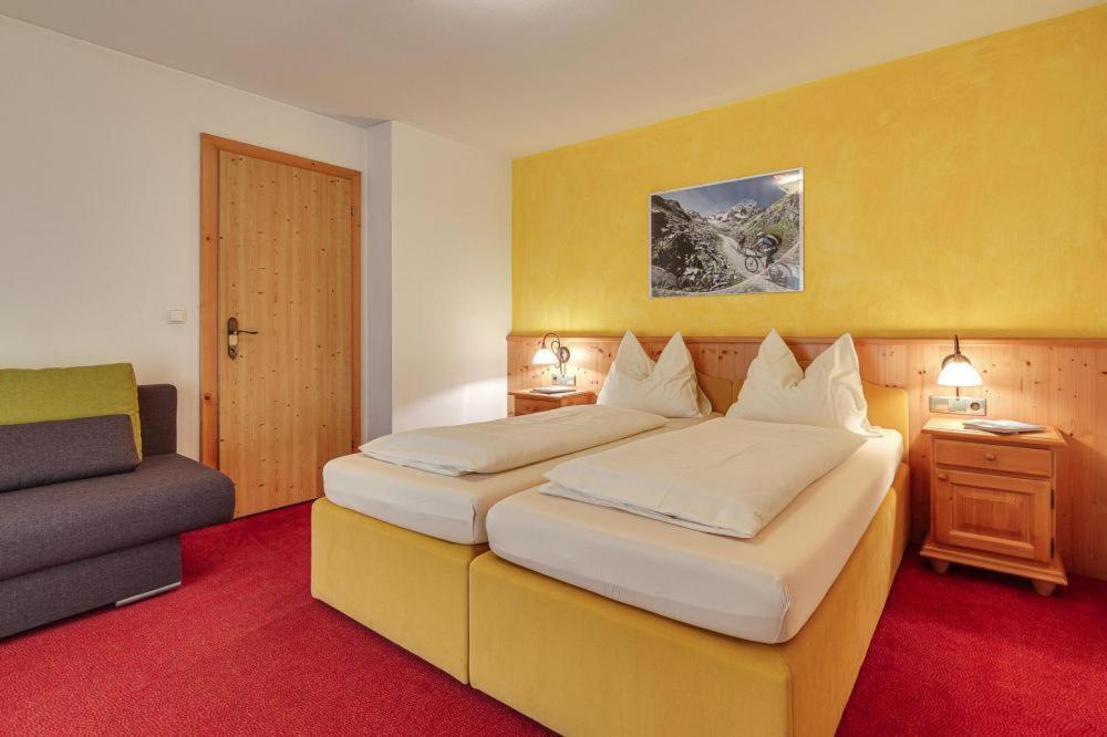 Apartment In Fuegen With A Shared Wellness Esterno foto